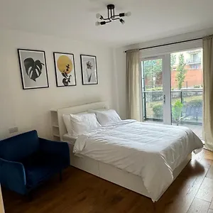 Luxury Two Bedroom , Barking (Greater London) United Kingdom