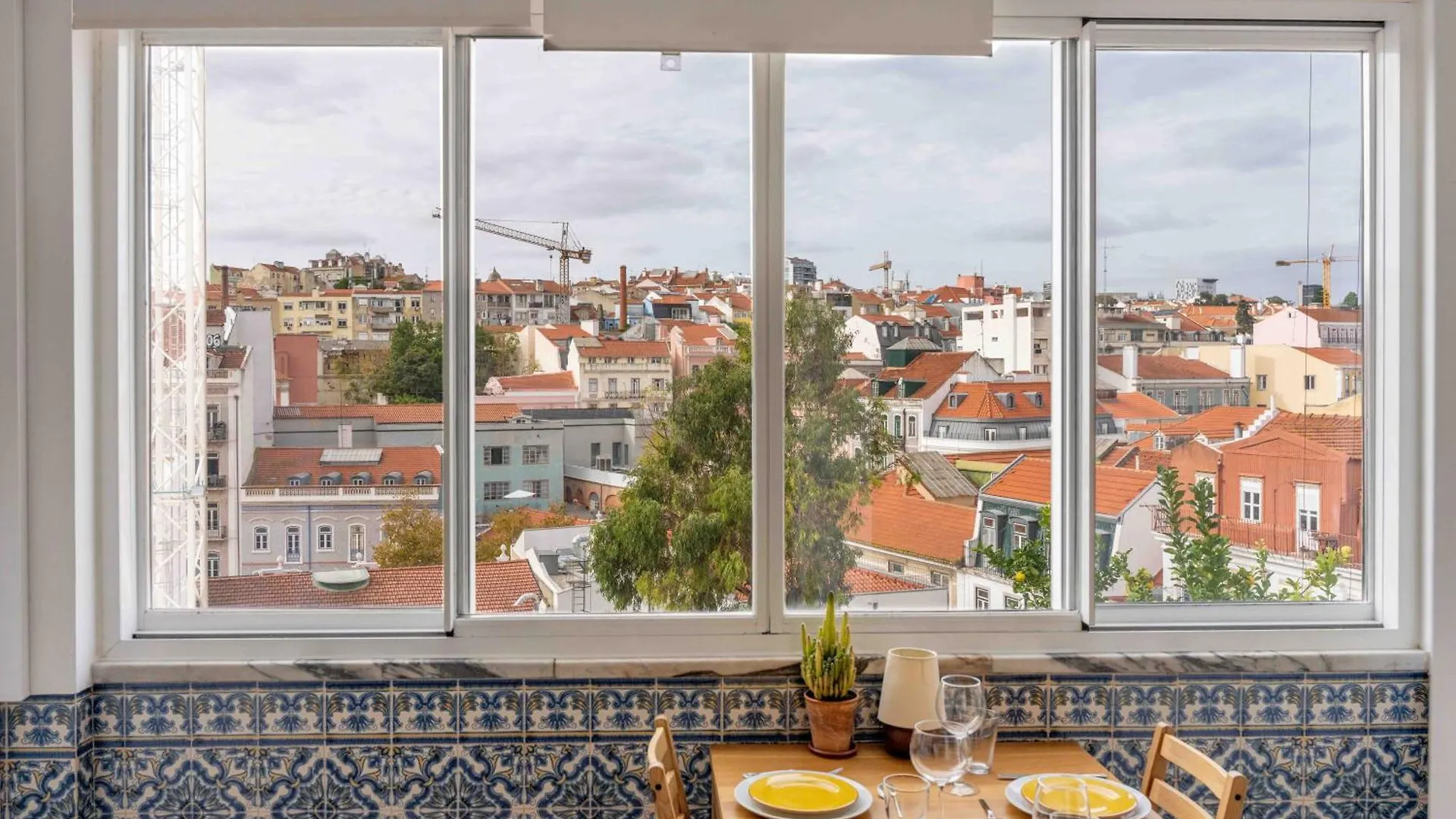 Hidden Gem 1 In City Center Lisboa 0*,